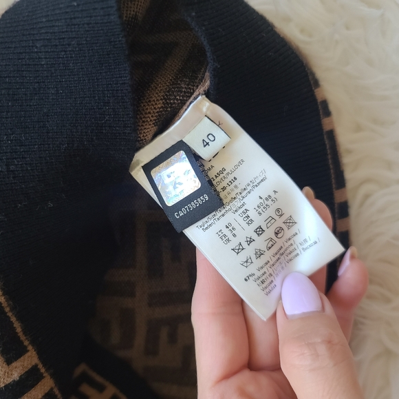 Fendi FF motif sweater, size 40 - Picture 2 of 4